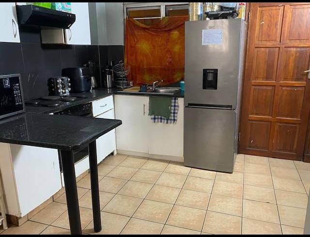 3 BEDROOM APARTMENT FOR SALE IN DURBAN CBD